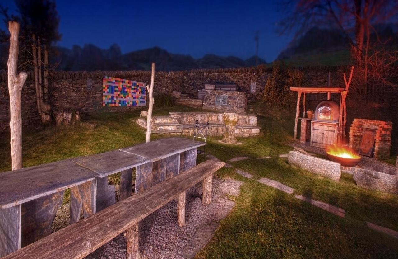 Mountain Church Capel Curig Luaran gambar